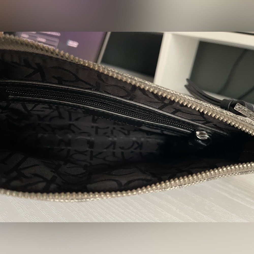 Calvin Klein Monogram Crossbody Bag Black & Gray Logo Shoulder Bag - Picture 6 of 12